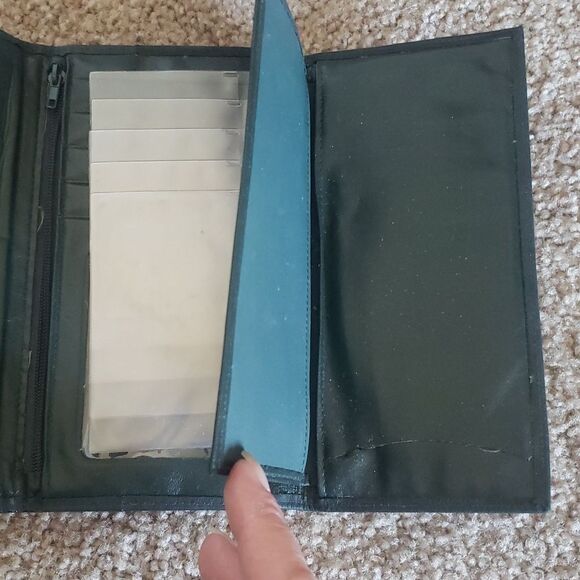 VNTG Top Grain Cowhide Forest Green Wallet - Picture 6 of 11